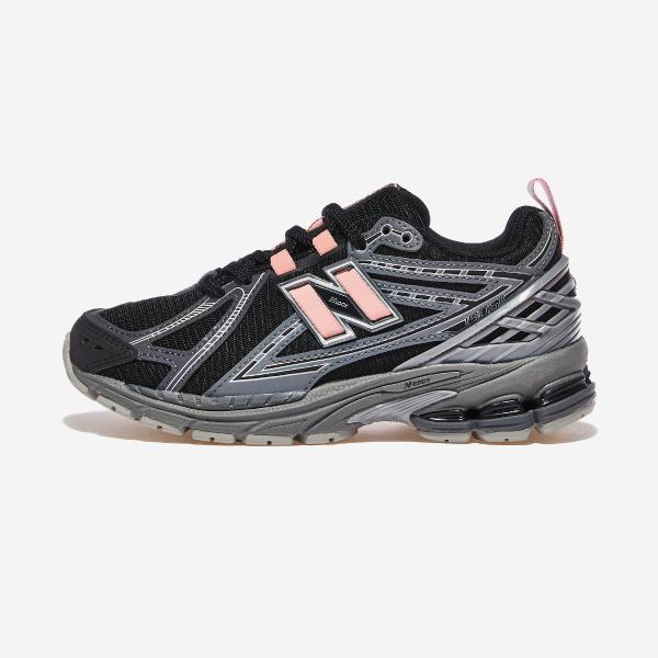 

Кроссовки NewBalance M1906RHC Кроссовки