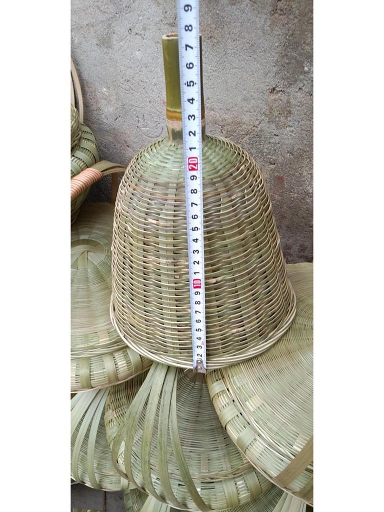 Handmade Bamboo Bee Catcher: Weaving Trap & Attracting Cage, Breathable Design