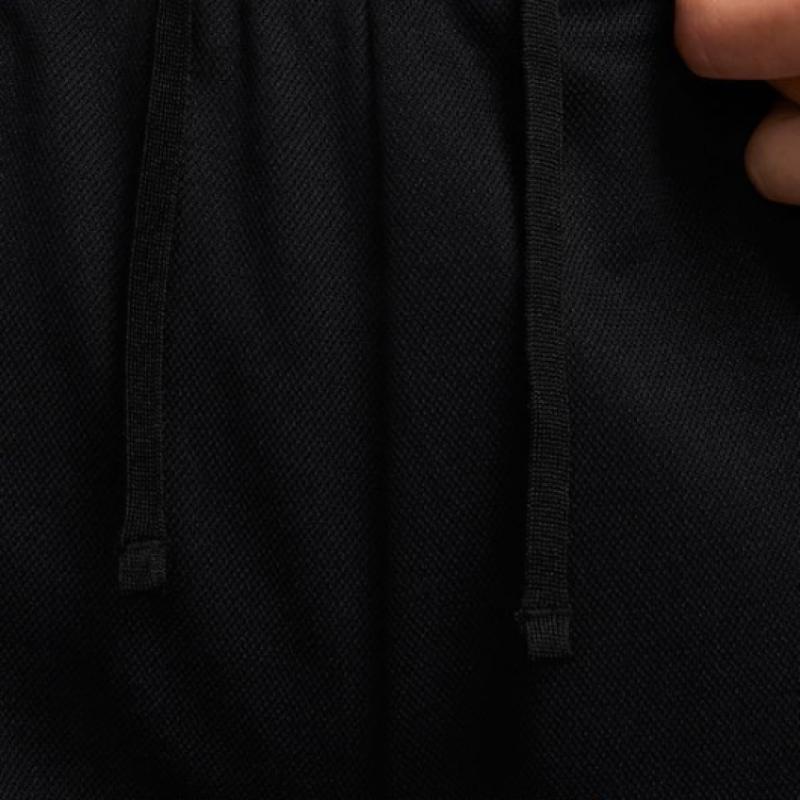 Nike Pantaloni scurți pentru femei S Dry Fit Attack Mid riSe 5 inch ShortS Dx6025 010 S2306