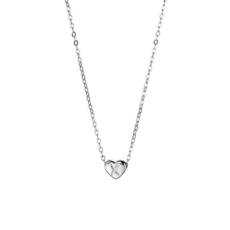 S925 Silver Heart-Shaped Initial Necklace - Korean Style Clavicle Chain with Trendy Peach Heart Design.