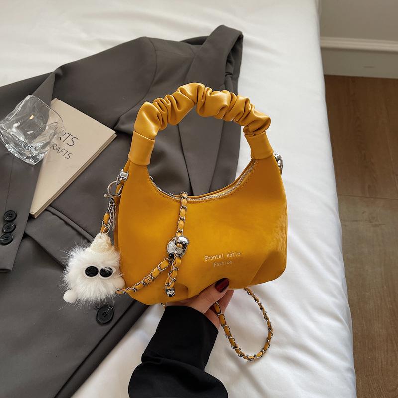 The Trendy and Casual Cloud Bag for Women In Summer Is A Stylish Pleated Single-shoulder Bag