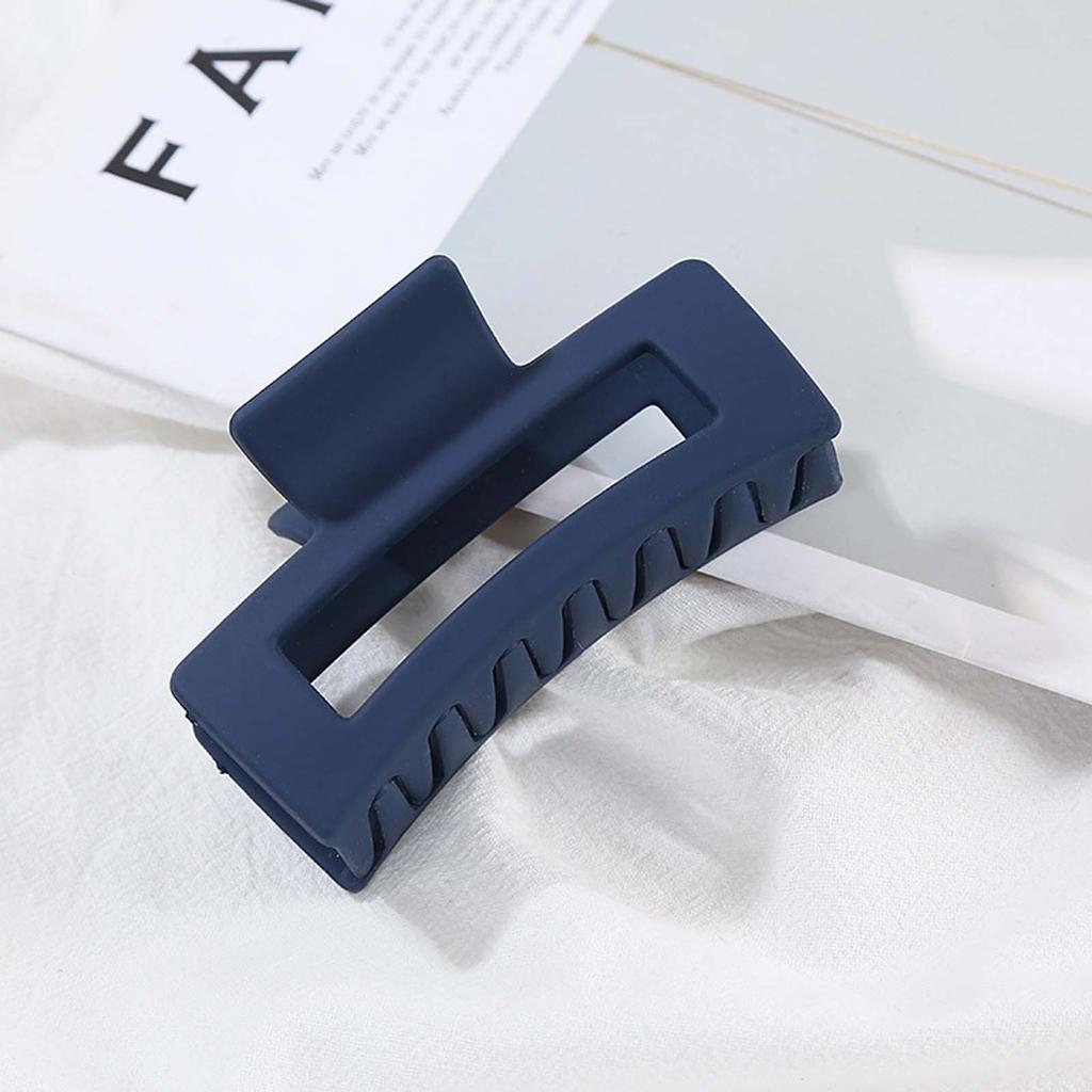 Retro Versatile Grip Geometric Square Hollow Out Hairpin Shampoo Tray Hairpin
