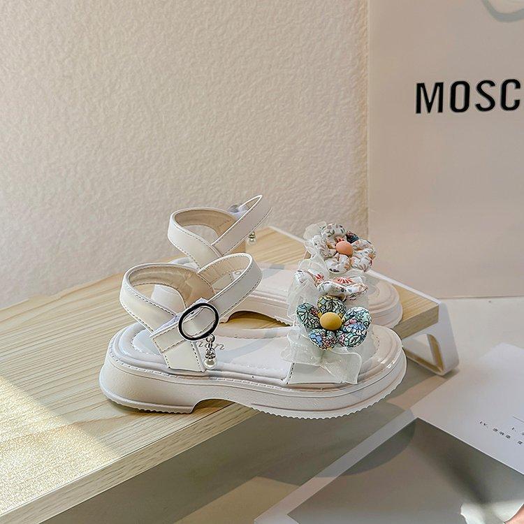 2025 new Xiaoxiangfeng girls sandals summer fashion soft sole children's girls princess shoes foreign style beach sandals