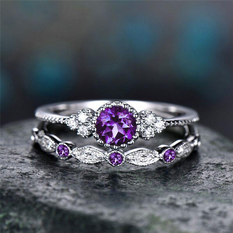Stylish Zircon Women’s Two-Piece Ring Set with Micro-Emerald Detail