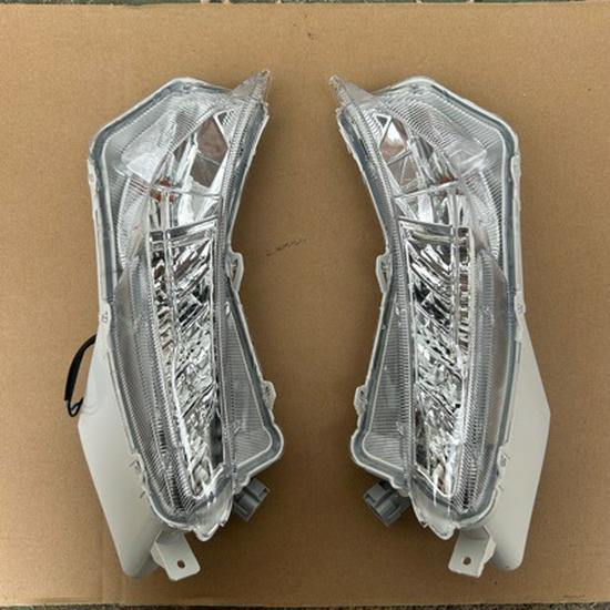Fits 15-17 Toyota Camry XLE Turn Signal Light 81510-06050/81520-06050