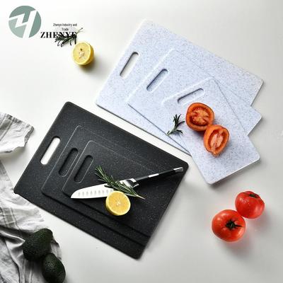 Coltelli da cucina e accessori – Taglieri