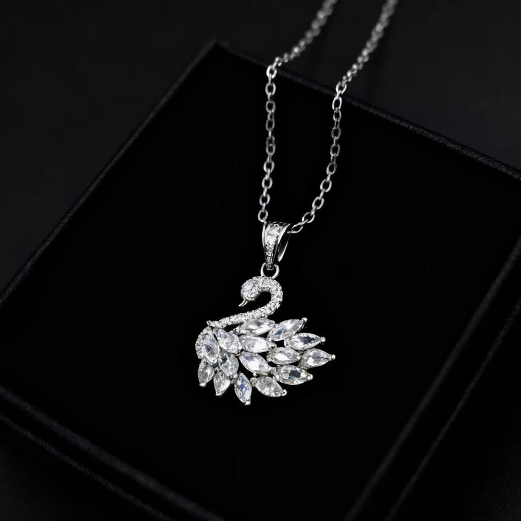 Pink diamond zircon cyst necklace women's light luxury high-end diamond zircon pendant