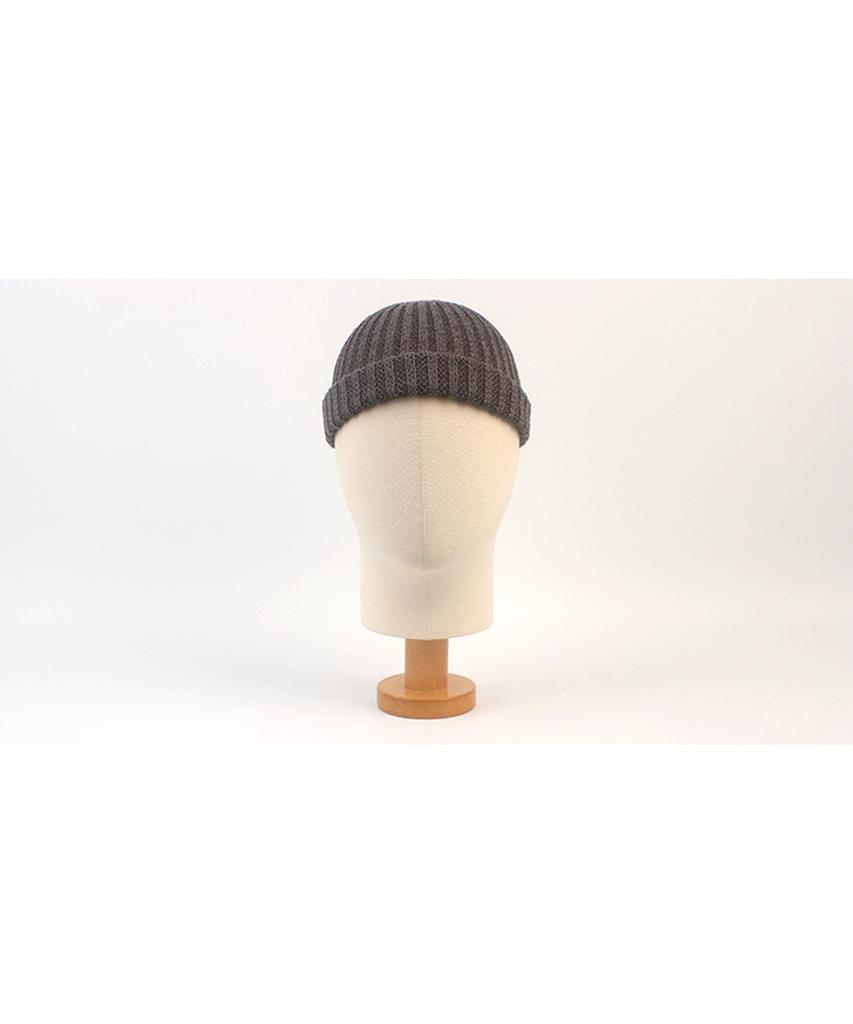 Yunibeosyeolkemiseuteuli Cool Gray Knit Watch Cap