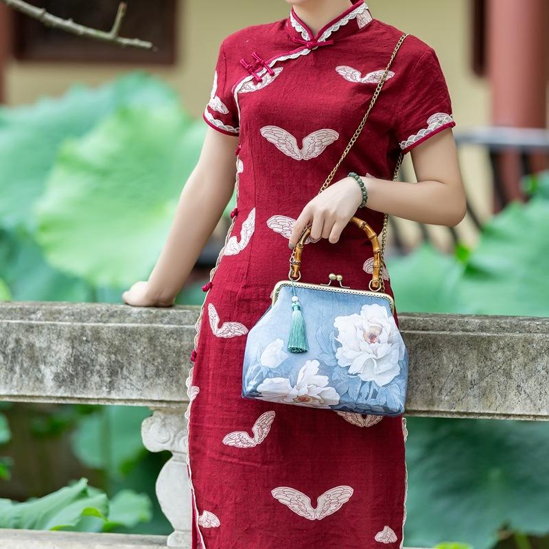 Johnature Retro Elegant Women Handbag Chinese Style Cheongsam Ladies Hand Bags Banquet Floral Handmade Shoulder Bags