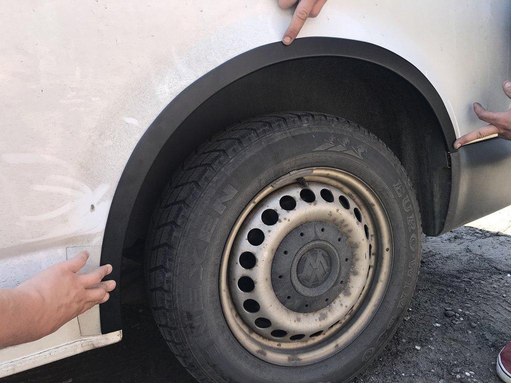 Căptușeli de arc (6 buc, ABS) pentru Volkswagen T5 2010-2015