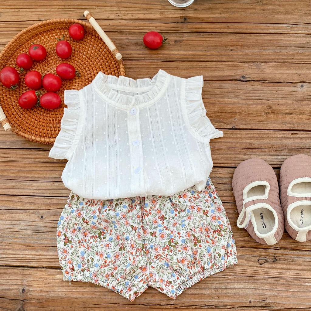 2025 Sommer Baby Mädchen Puffärmel Knopf Top & Blumenmuster Shorts Set