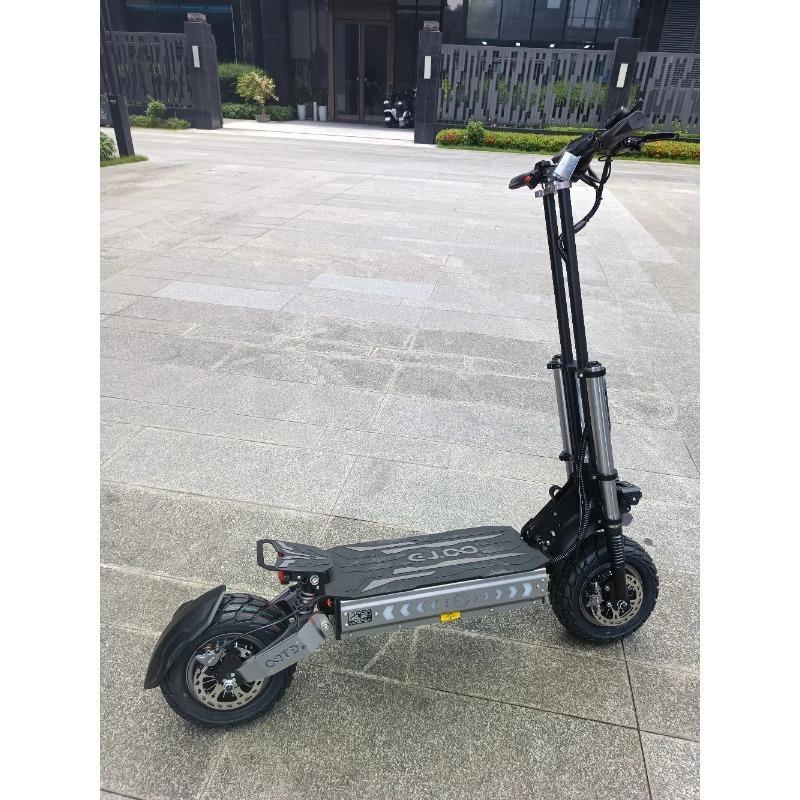 T90 E Scooters 4200W Motor 60 V31.2AH Battery Hydraulic Braking Shock Absorption Fold Electric Scooters 13-Inch Off-Road Tires