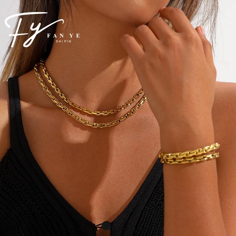 Meier Stainless steel gold chain necklace and bracelet jewelry set - women s stainless steel bracelet