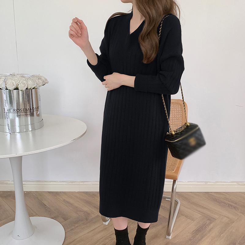 Hirsionsan Loose Long Sleeve Base Pullover Dresses Female Winter Casual V Neck Soft Knitted Dress Women Simple Solid Trendy Jumper Dress