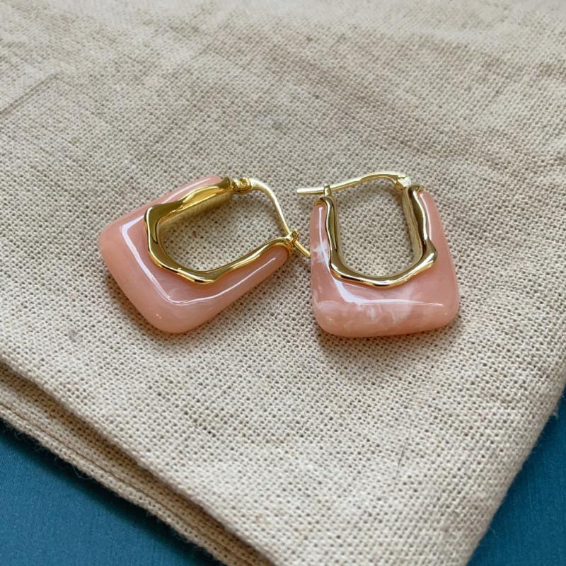 

Серьги из смолы, женские геометрические серьги-гвоздики неправильной формы, новые модные украшения для ушей, вечерние U-образные серьги, ретро индивидуальность, все с нишевыми серьгами