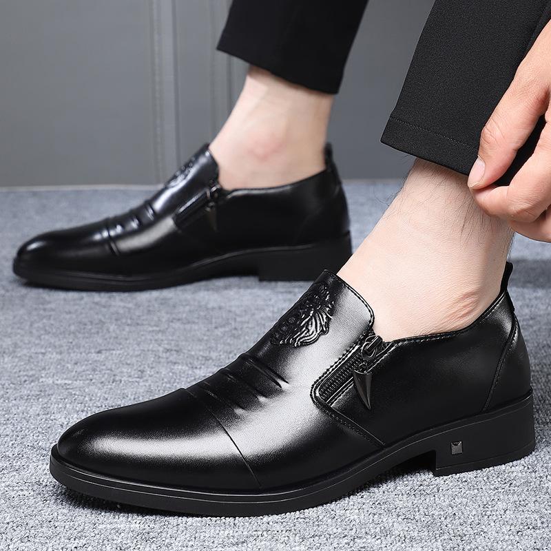 2024 Spring and Autumn New Men's Dress Leather Shoes Men's British Business Pointed Shoes Embossed Fashion Foot Shoes 1016