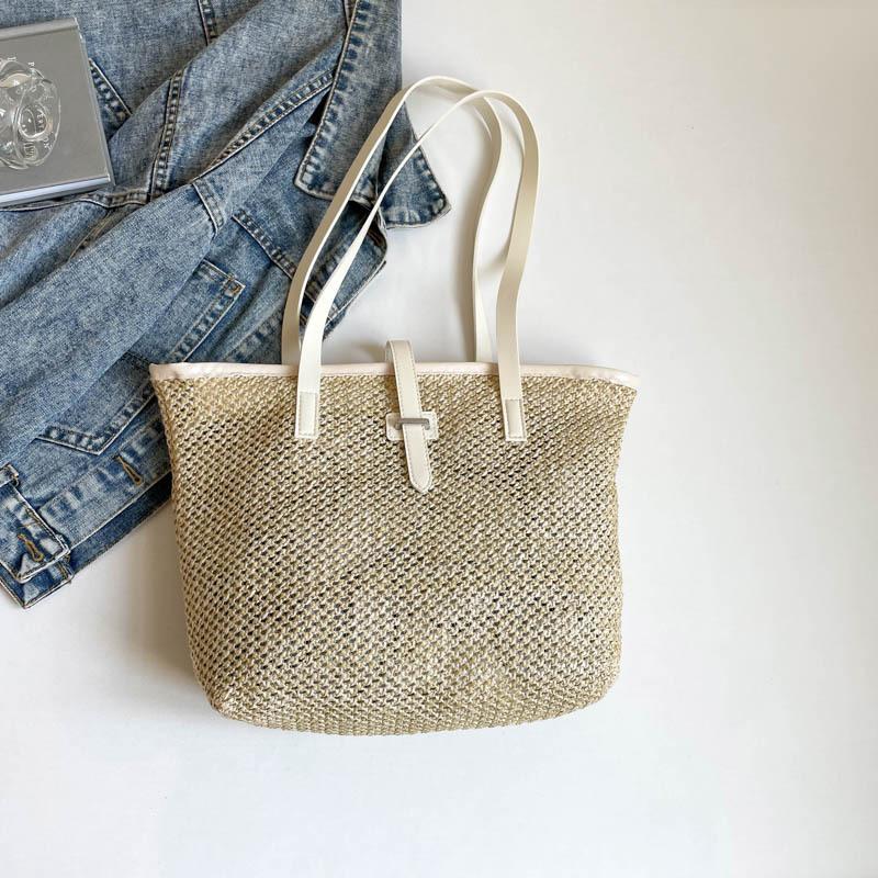 Korean version of the new product niche design Mori hollow straw woven tote bag large capacity casual versatile single shoulder mother and child bag w