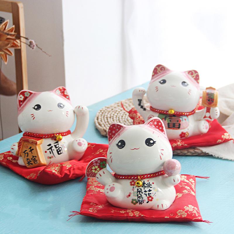 Japanese 6 inch Maneki Neko Ceramic Lucky Cat Home Decoration Desktop Ornament Fortune Cat Money Box Fengshui Craft Gifts