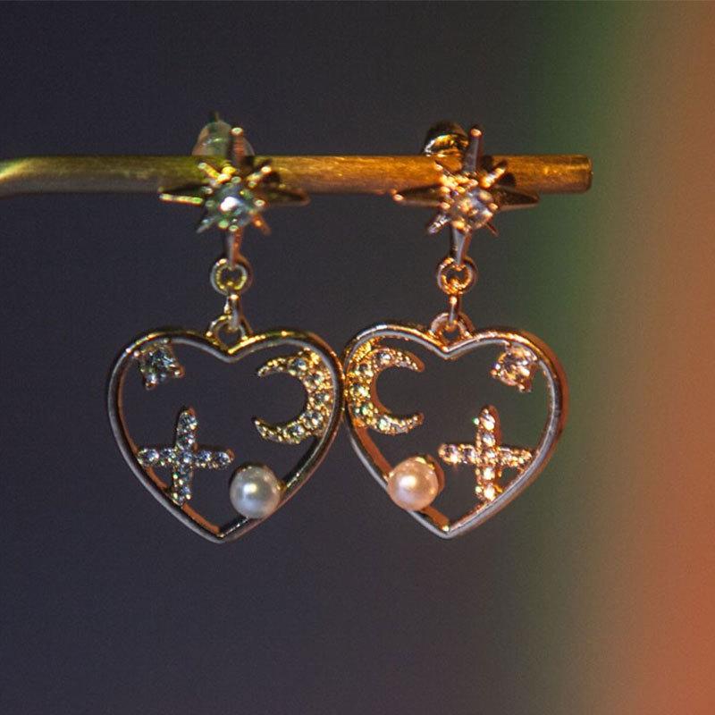 Hollow Rhinestones Love Temperament Star Personality Earrings Temperament Versatile Earrings Trendy New Women