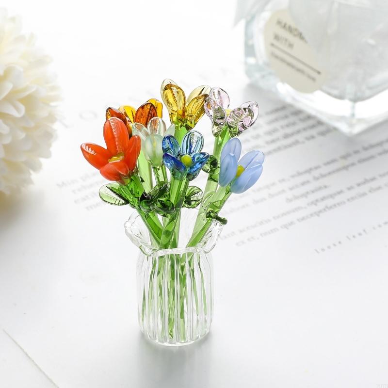 Eleganti Centrotavola Floreali in Vetro con 7 Miniature di Fiori Realistici per Arredamento Moderno