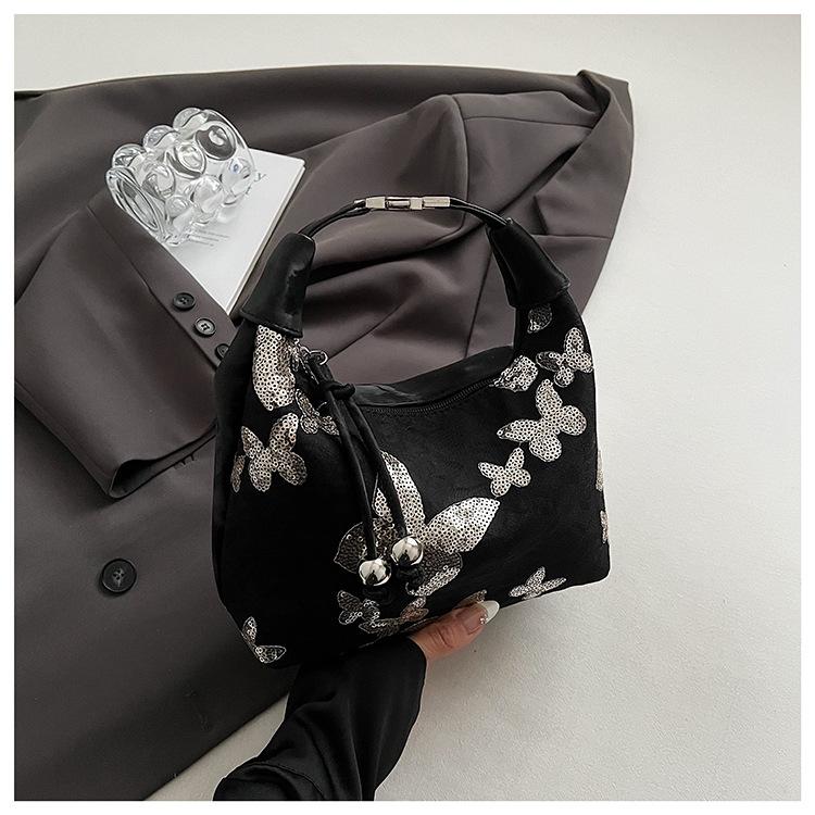 2025 spring and summer new butterfly bag leisure travel women's bag commuting literary and versatile high sense personalized messenger bag