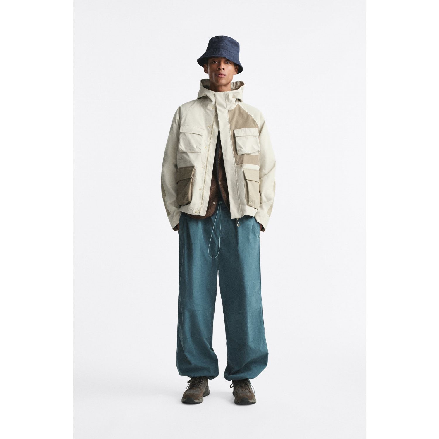 

PARACHUTE TROUSERS