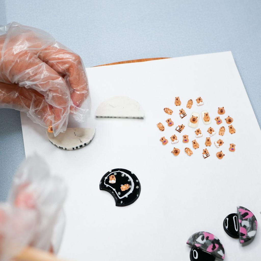 Cute Animal Small Ornaments Styles Are Shipped Randomly