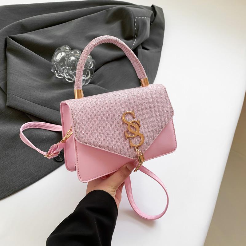 

2025 лето новая французская нишевая сумка женская модная высококлассная на плечо через плечо ретро портативная маленькая квадратная сумка розовый