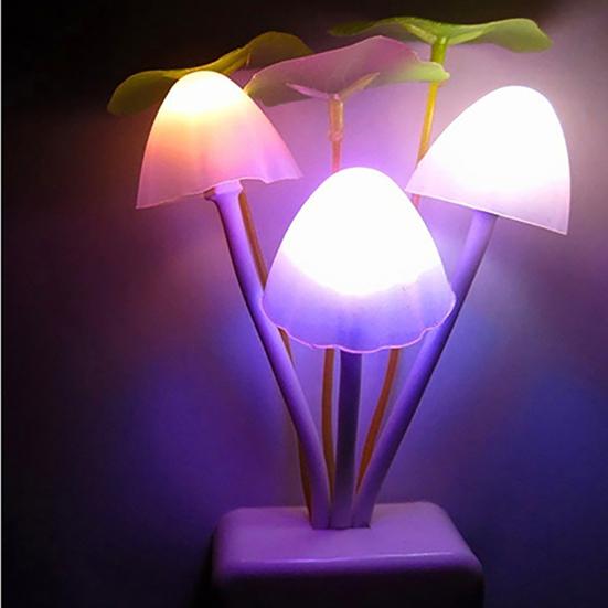 US EU zásuvkový adaptér LED noční lampa Discolor Light Sense Control Mushroom Lamp