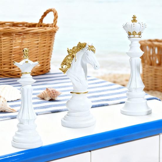 Chess Piece Statue Collectible Black White Horse Sculpture King Queen Knight Chess Piece Figurine for Home Office Desk Shelf Decoration
