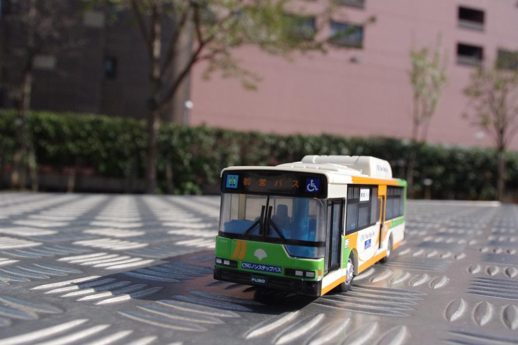 Diapet DK-4104 Skala 1/64 Lavinnsteg Toei Buss