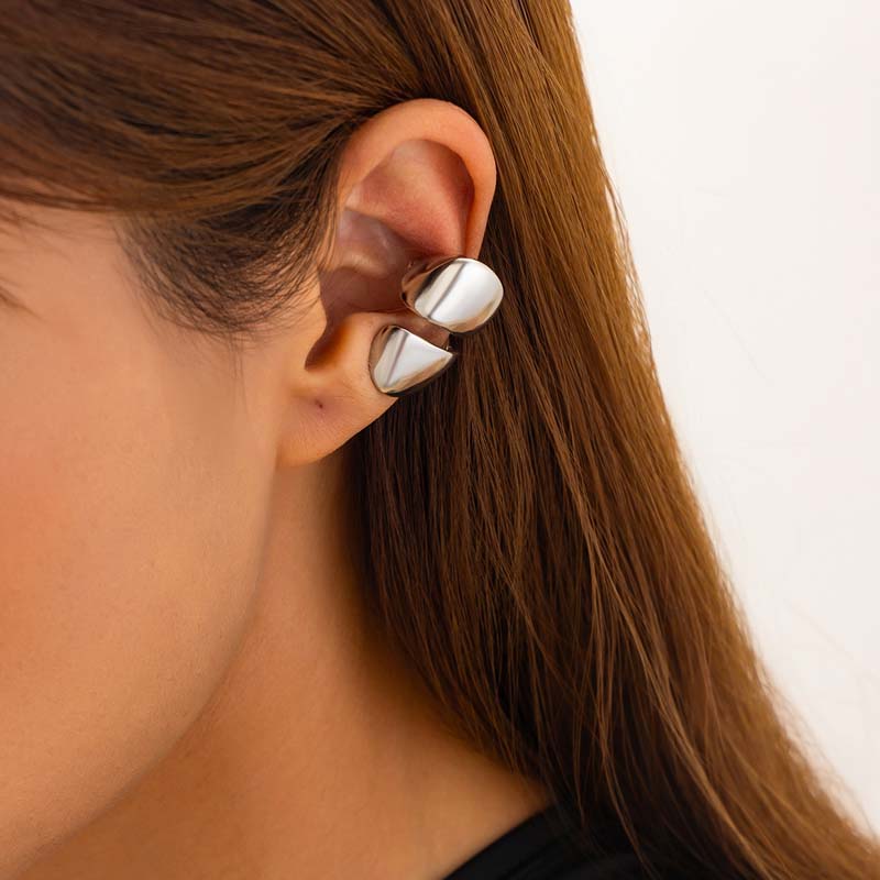 Fashion Metal Smooth Non-Piercing Ear Clip Earrings for Women Men Punk Silver Color Chunky C-Shaped Geometric Ear Cuff Jewerly