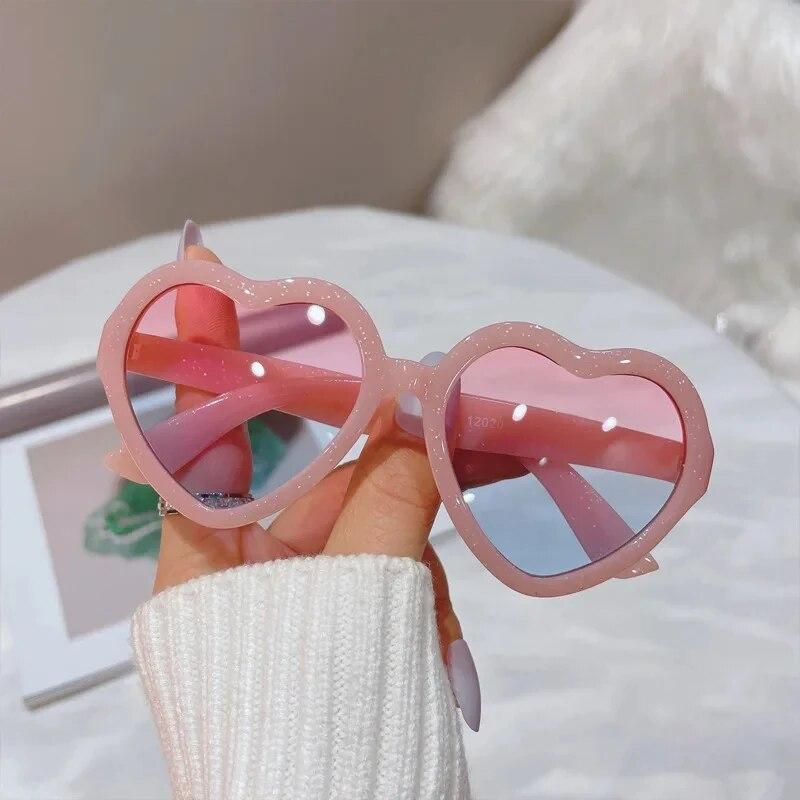 

Cute Candy Color Hearts Kids Sunglasses Children Retro Pink Cartoon Sun Glasses Frame Girls Boys Baby Sunglasses UV400 Eyewear розовый