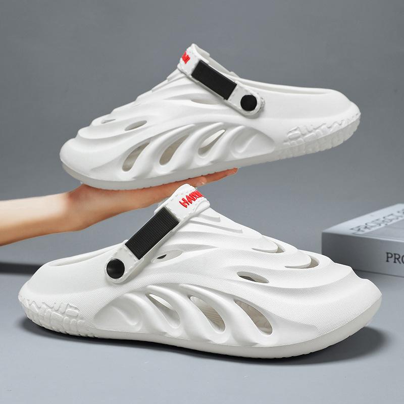 New Summer Outer Wear Thick-soled Stepping Shit Hole Shoes Men Driving Casual Non-slip Sandals Dual-purpose One-word Slippers