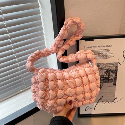 Sac d'aisselle mignon style Western pour femme Sac à main décontracté à bulles Tout-assorti Niche Couleur bonbon Plissé