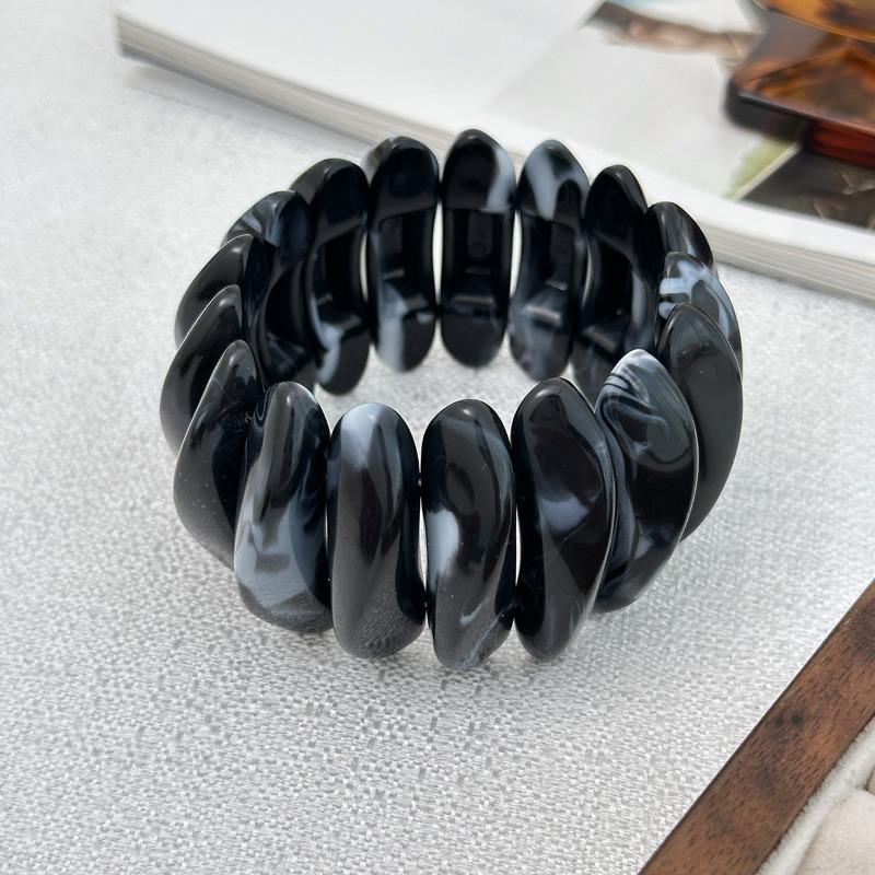 Bracelet Female special-shaped splicing Elastic resin bracelet Niche high-end smudging exaggerated jewelry