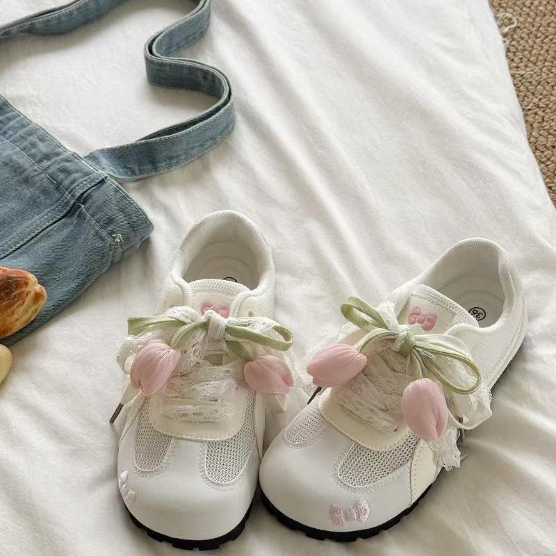 

Autumn new tulip season with accessories lace board shoes mesh breathable fashion versatile woman 40 белый
