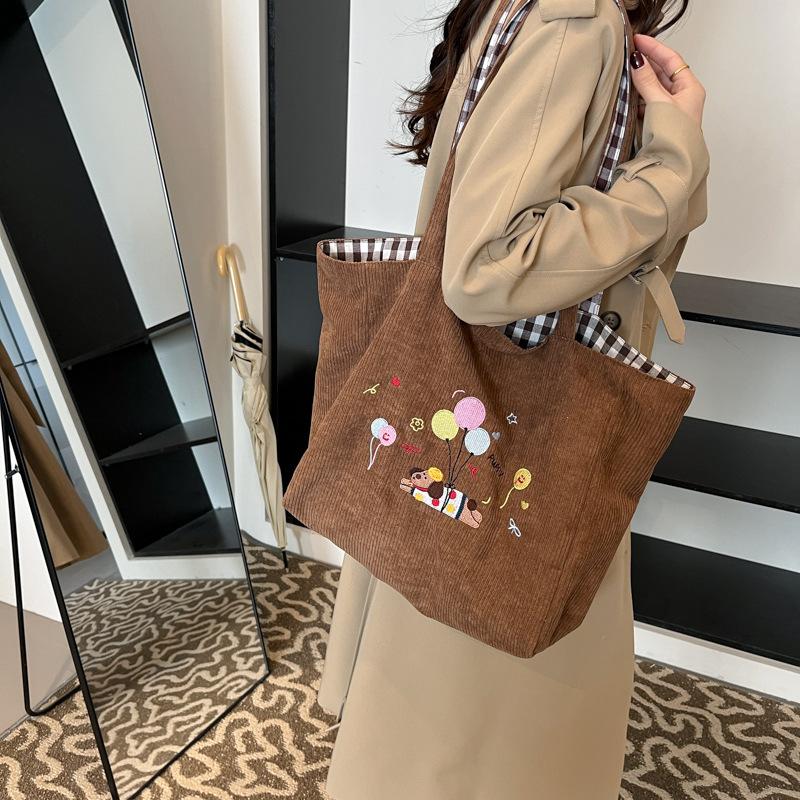 

2025 Corduroy cute embroidered puppy shoulder bag women s casual plaid canvas bag fashion tote bag 34*17*29 коричневий