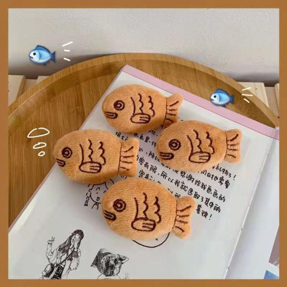 

Jewelry Snapper Burn Brooch Cute Small Fish Brooch New Plush Brooch