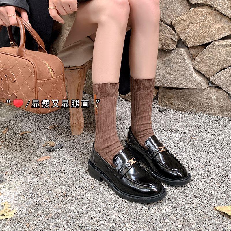 Kai spirálové dveře zlatá přezka jeden pedál silný podpatek platforma mokasíny všestranné dámské vysokoškolský styl malé kožené boty lodičky dámské