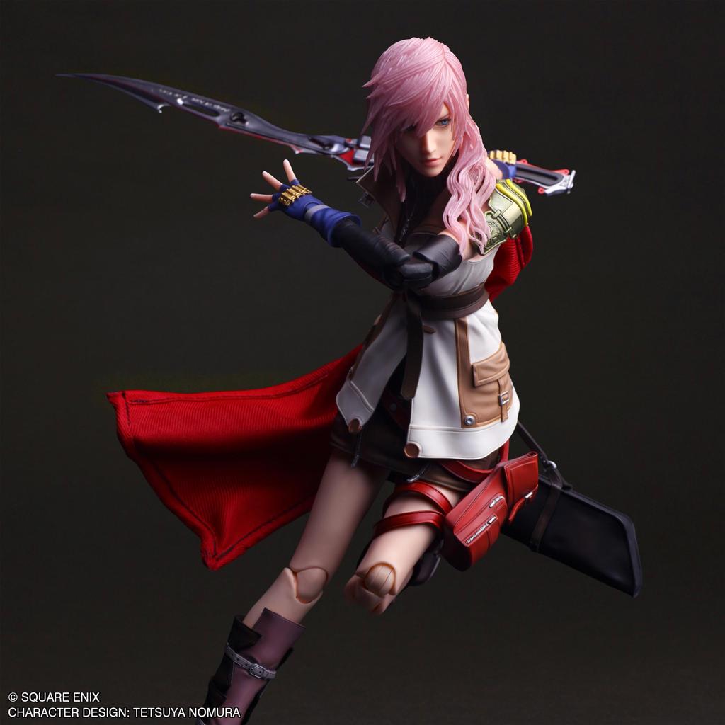 Final Fantasy XIII PLAY ARTS True Lightning Action Figure in PVC Dipinta