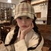 Vintage Plaid Letter Embroidery Baseball Cap Men'S And Women'S Shading College Style Color Matching Casual Fashion Cap