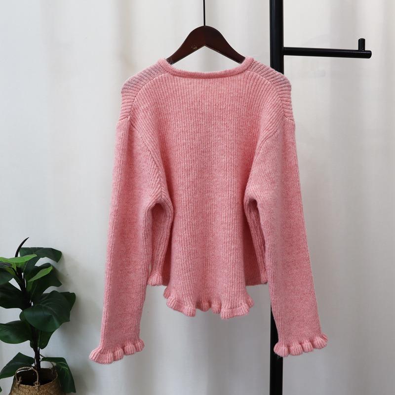 Autumn and winter new three-dimensional flower knitted cardigan design soft waxy sweet temperament sweater jacket women