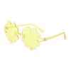 Four-leaf clover frameless candy-colored sunglasses, quirky street style fashion show decorative sunglasses
