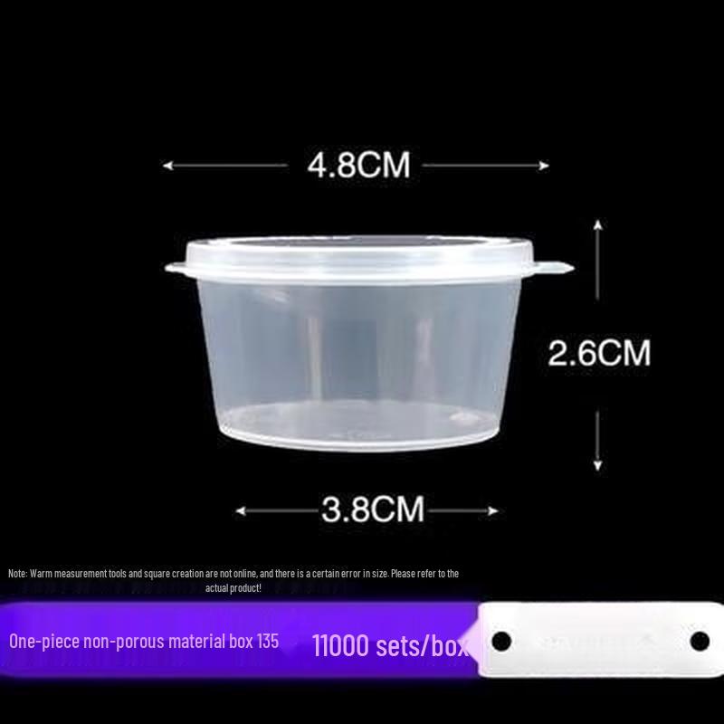 Disposable Takeaway Food Containers with Integrated Condiment Cups