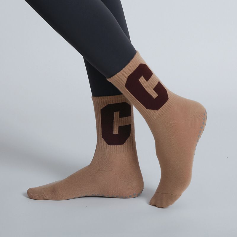 

C Letter round Head Summer Thin Yoga Socks Non-Slip Professional Women Tube Fitness Pure Cotton Pilates Non-Slip Socks Brown