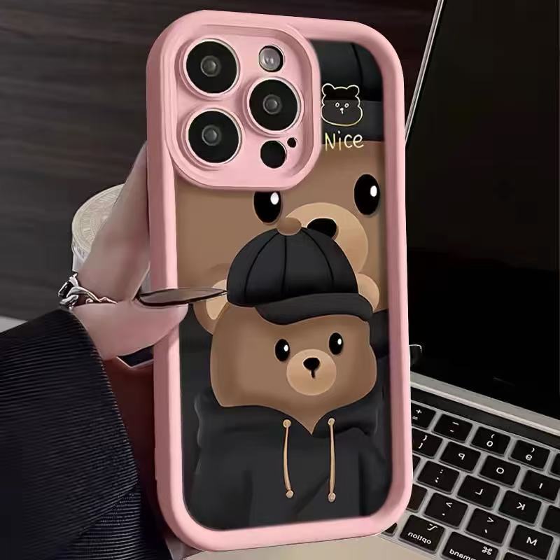 Cute brown bear is suitable for iphone17pro mobile phone case Apple 15/14 Europe and America 13promax new 16.