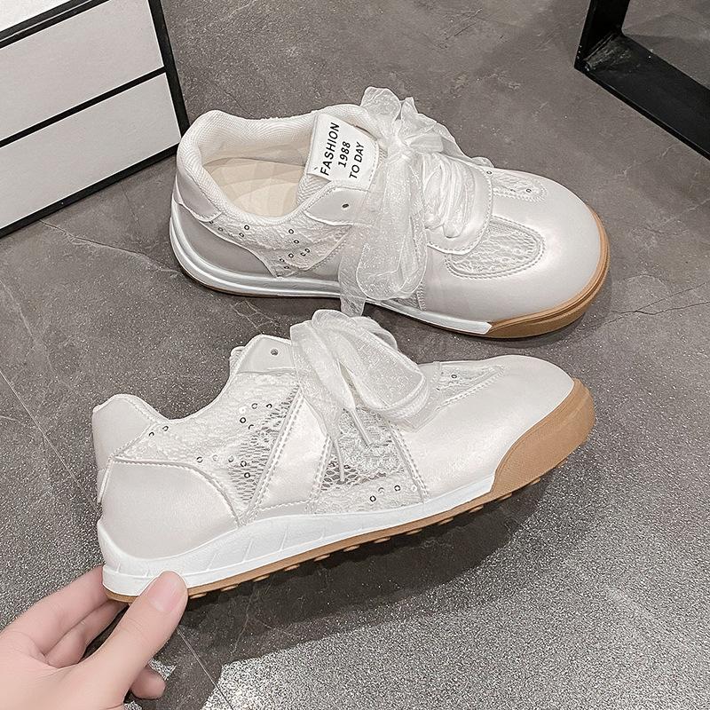 

Soft-soled little white shoes children s new spring niche sports casual shoes embroidery 40