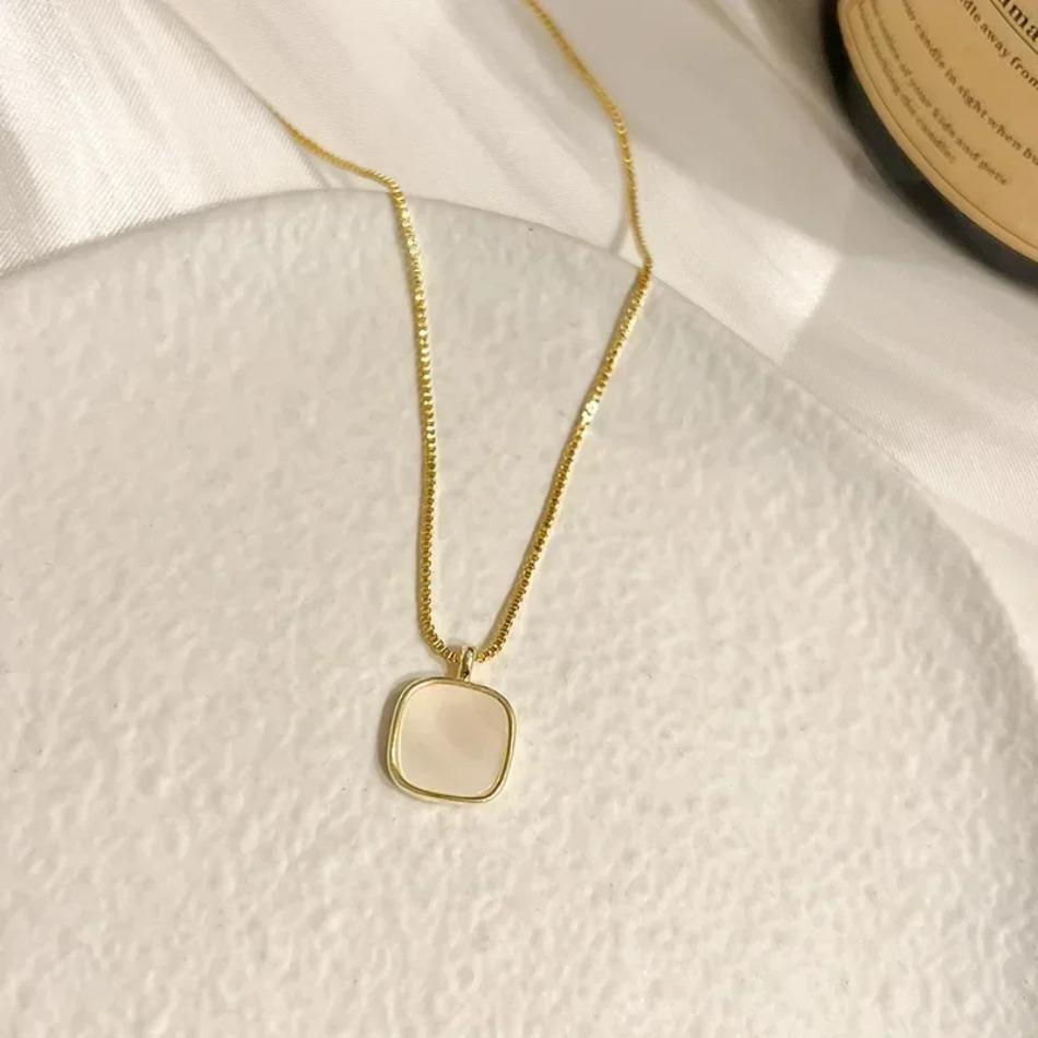 1 Pcs Light Luxury Temperament Shell Necklace Design Sense Mother of Pearl Buckle Chain Internet Famous Exquisite New