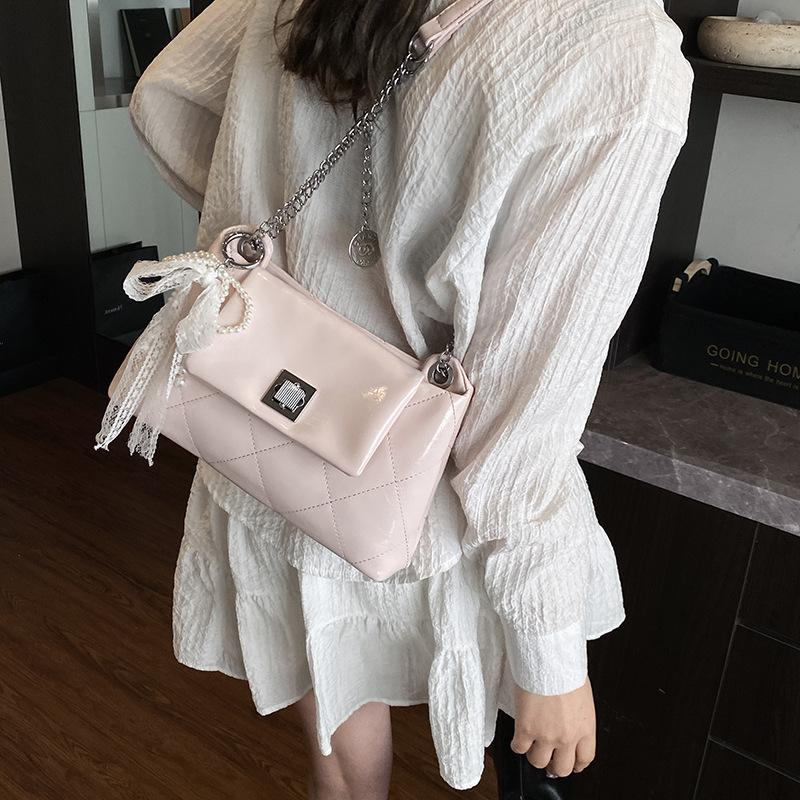 Premium sense small bag women's 2025 new spring and summer versatile diamond chain messenger bag casual women's small square bag